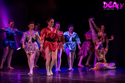  (<a class="download" href="http://biscottino.netfarm.it:8082/dearte/backstage2013/mg-4403.jpg/at_download/image">Download</a>)
