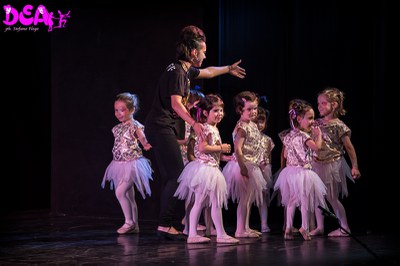  (<a class="download" href="http://biscottino.netfarm.it:8082/dearte/backstage2013/mg-4454.jpg/at_download/image">Download</a>)
