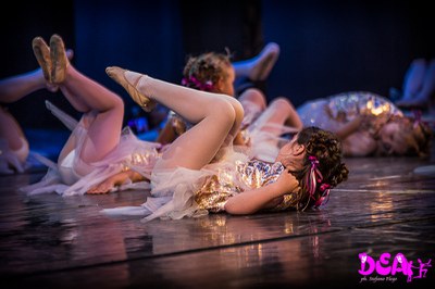  (<a class="download" href="http://biscottino.netfarm.it:8082/dearte/backstage2013/mg-4462.jpg/at_download/image">Download</a>)