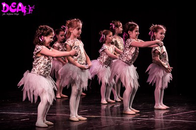  (<a class="download" href="http://biscottino.netfarm.it:8082/dearte/backstage2013/mg-4472.jpg/at_download/image">Download</a>)