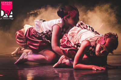  (<a class="download" href="http://biscottino.netfarm.it:8082/dearte/giornoalcirco2015/mg-0305.jpg/at_download/image">Download</a>)